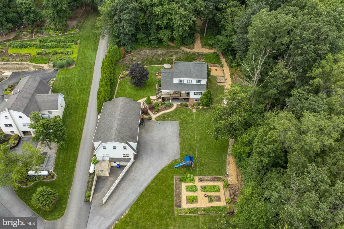 New Holland, PA 17557,259 HILL RD