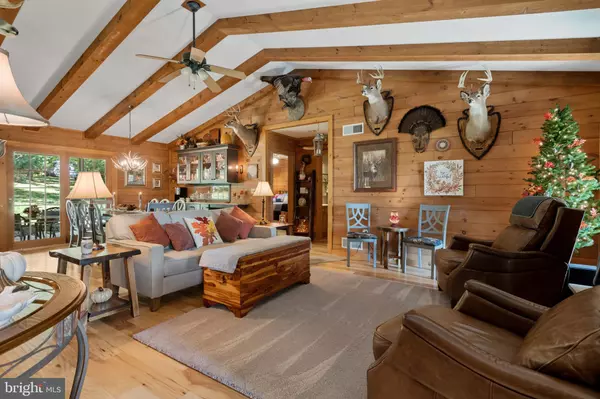 Wellsville, PA 17365,1967 PINETOWN RD