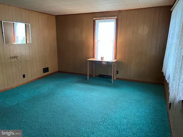 Lewistown, PA 17044,924 W 6TH ST