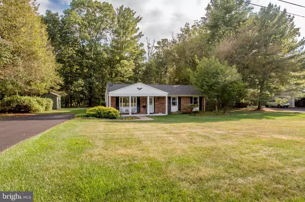 5 DEER PATH, Milford, NJ 08848