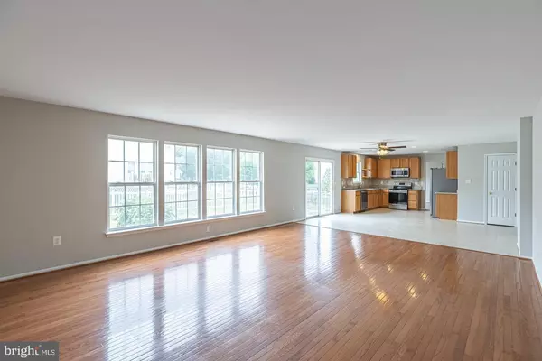 Fredericksburg, VA 22405,8 MINTWOOD DR