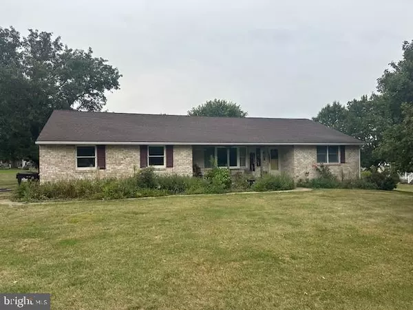 2911 FEDERAL DR, Gilbertsville, PA 19525