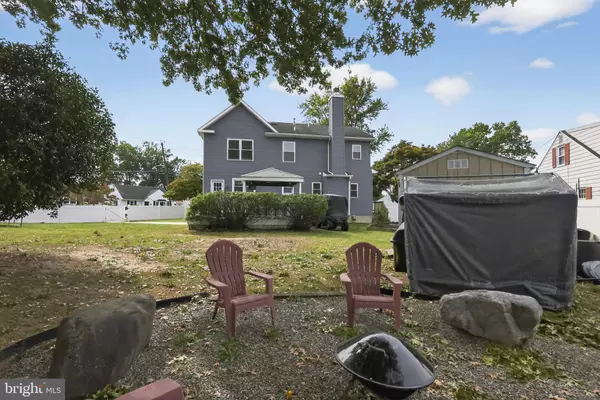 Audubon, NJ 08106,529 W MERCHANT ST