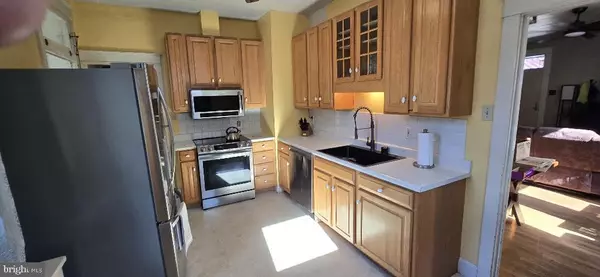 Harrisburg, PA 17110,3228 N 4TH ST