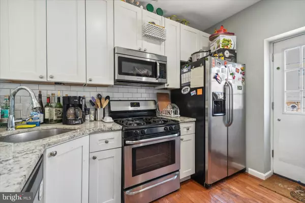 Philadelphia, PA 19127,4327 MAIN ST #2