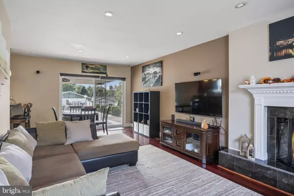 Mount Holly, NJ 08060,14 NOTTINGHAM WAY