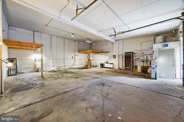 Philadelphia, PA 19148,2024 S PERCY ST