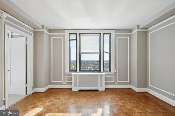 Philadelphia, PA 19103,2031 LOCUST ST #1102