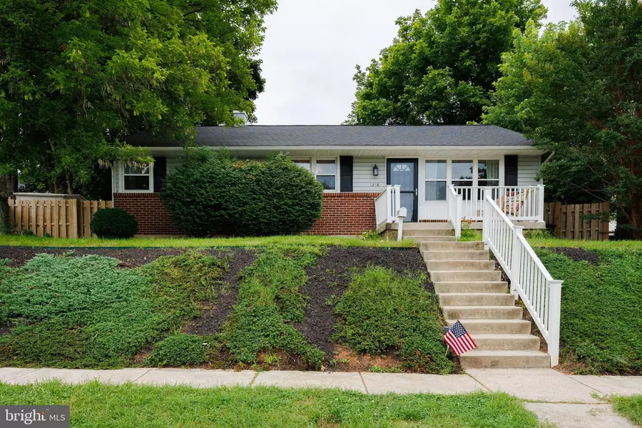 1218 MCCURLEY AVE, Catonsville, MD 21228