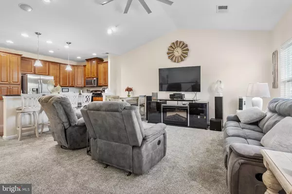 Glen Mills, PA 19342,5 EAGLE LN