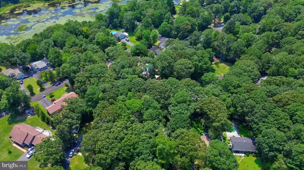 Lewes, DE 19958,18 LAKE SHORE DR