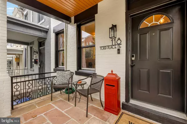 118 TODD PL NE, Washington, DC 20002