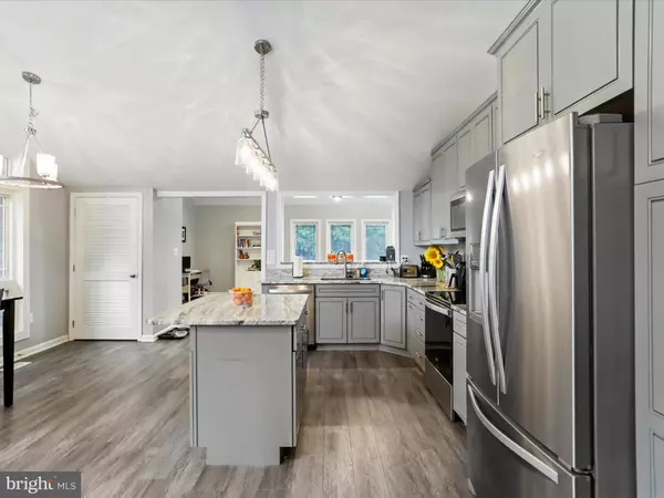 Hedgesville, WV 25427,26 PATHFINDER LN