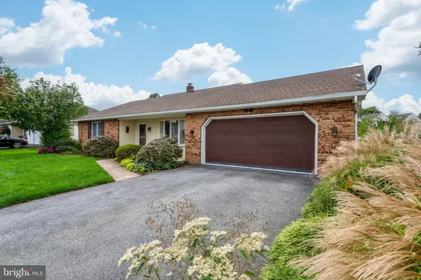 New Holland, PA 17557,116 HUYARD AVE