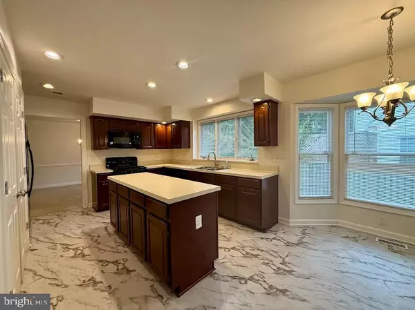 Crofton, MD 21114,1701 PICADILLY RD