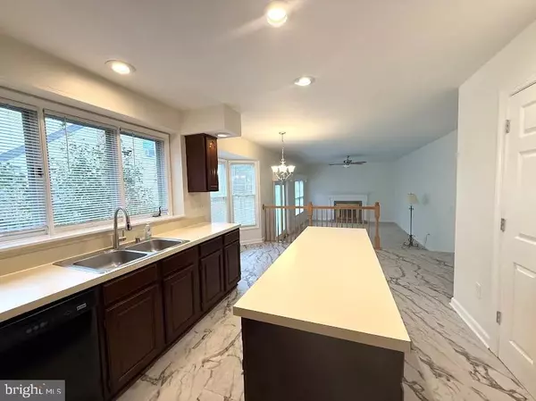 Crofton, MD 21114,1701 PICADILLY RD