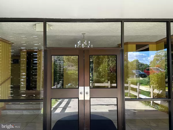 Adelphi, MD 20783,1806 METZEROTT RD #505