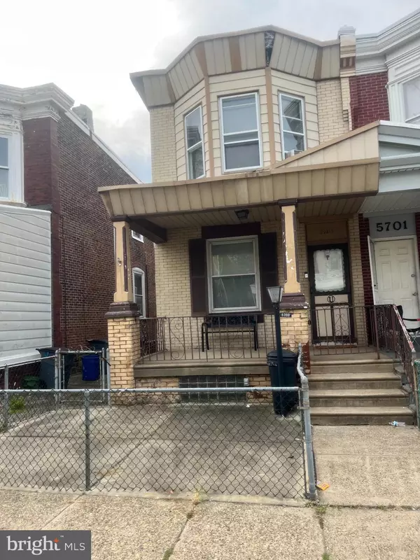Philadelphia, PA 19135,5703 VANDIKE ST