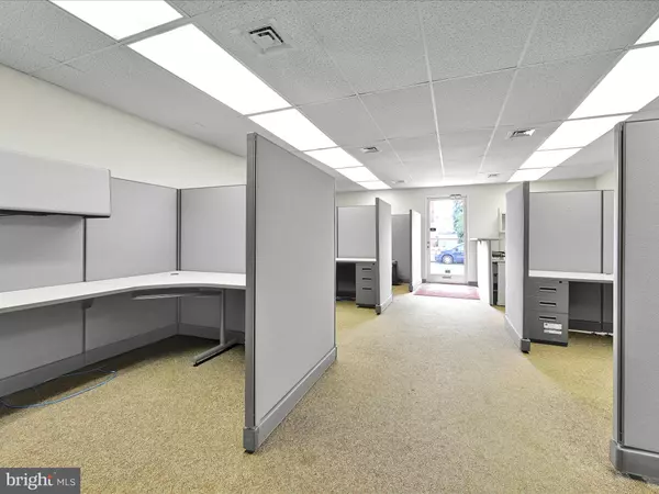 Palmyra, PA 17078,26 N RAILROAD ST