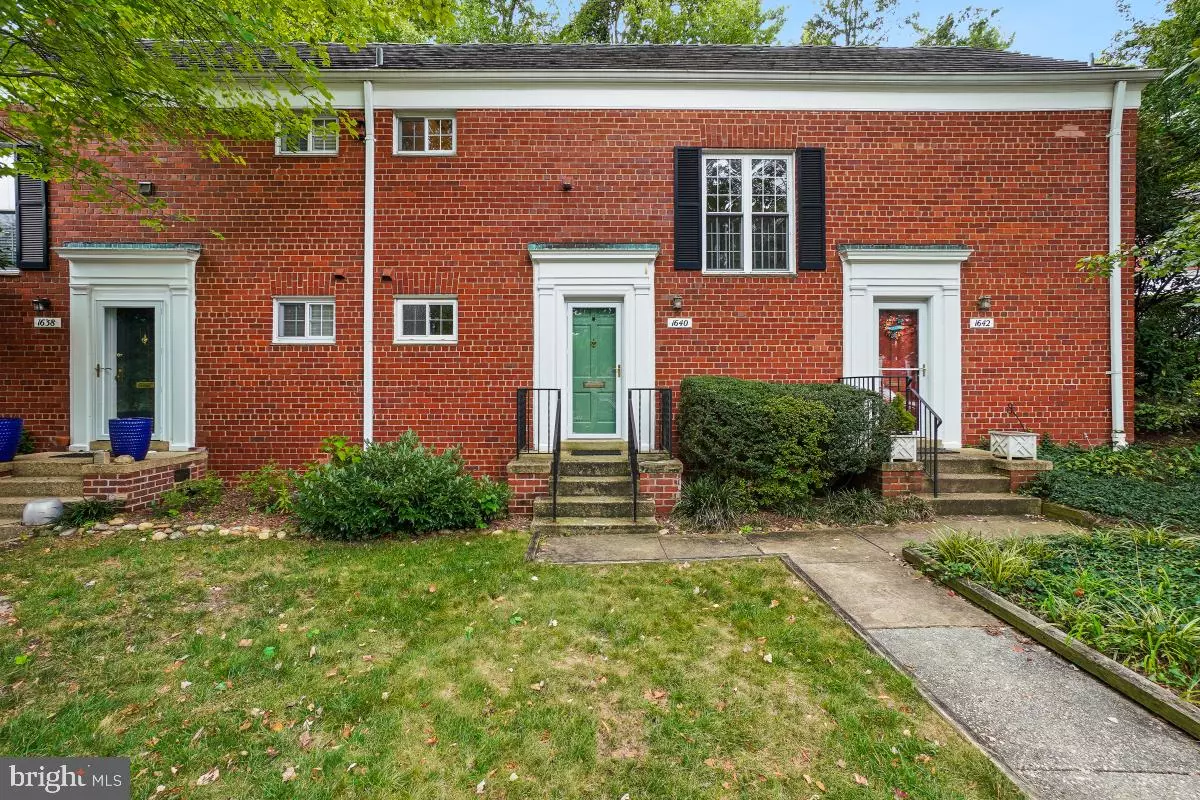 Alexandria, VA 22302,1640 FITZGERALD LN