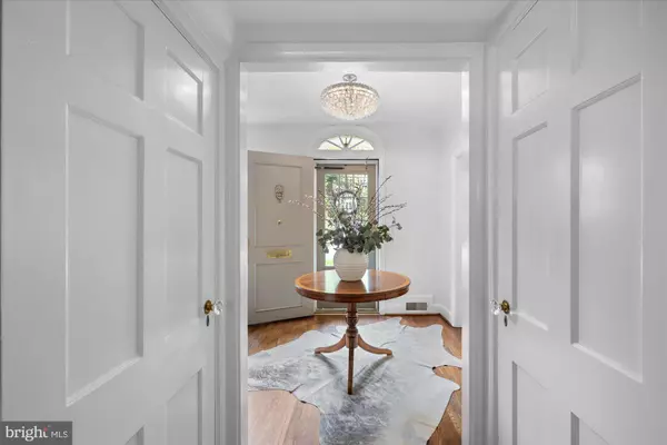 Washington, DC 20007,4649 GARFIELD ST NW