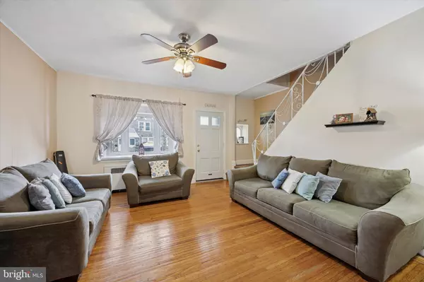 Philadelphia, PA 19149,6739 LYNFORD ST