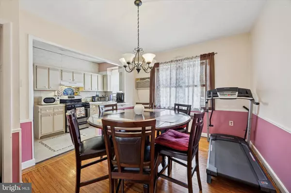 Philadelphia, PA 19149,6739 LYNFORD ST