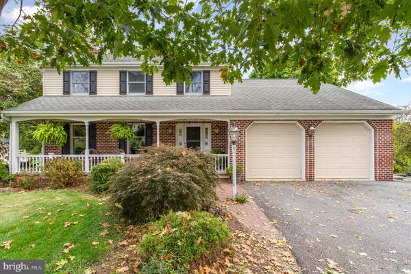 5 BLUEBERRY CIR, Lancaster, PA 17602