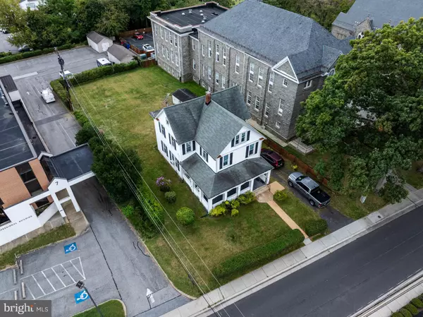 Baltimore, MD 21208,9 CHURCH LN