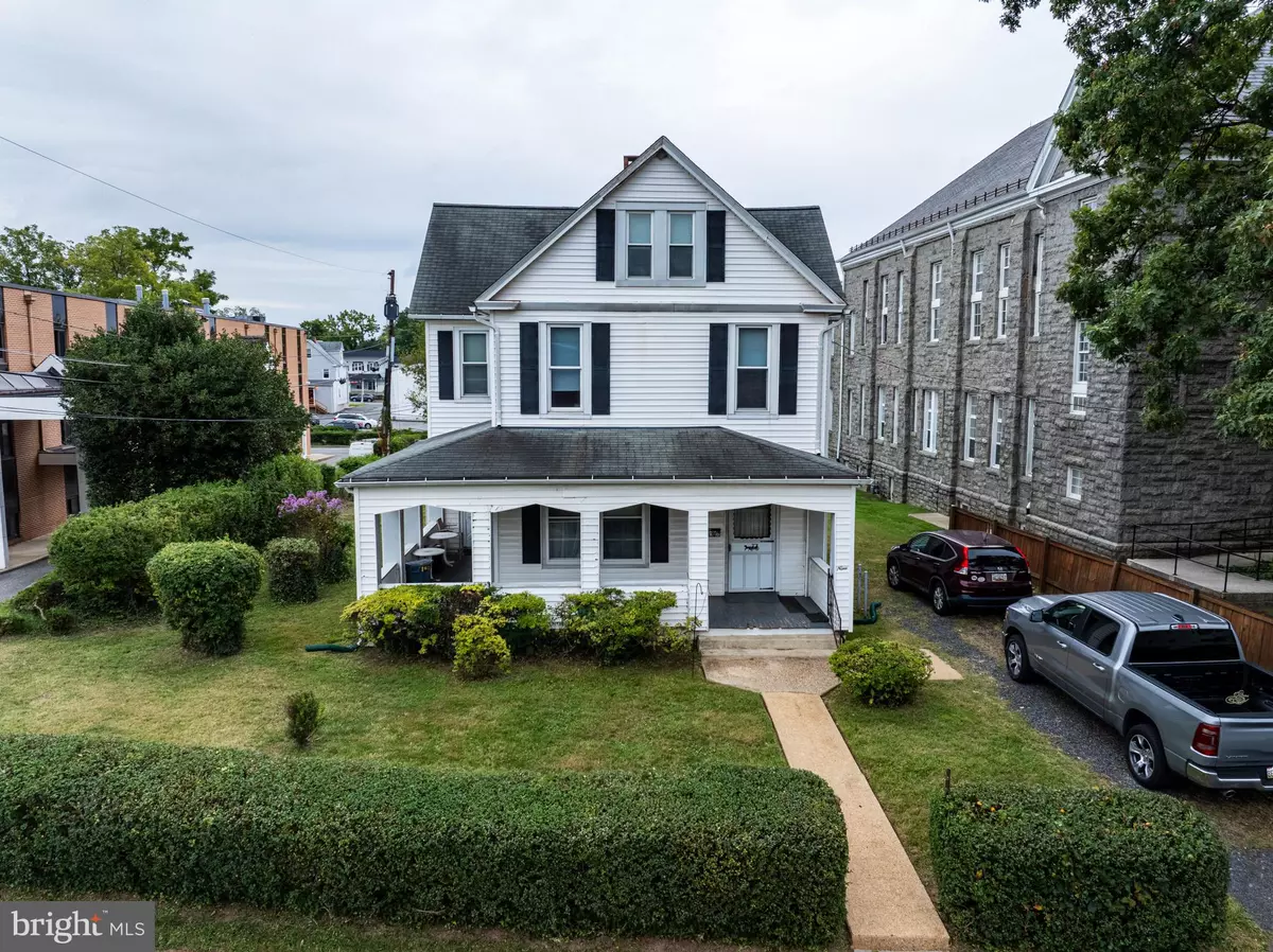 Baltimore, MD 21208,9 CHURCH LN