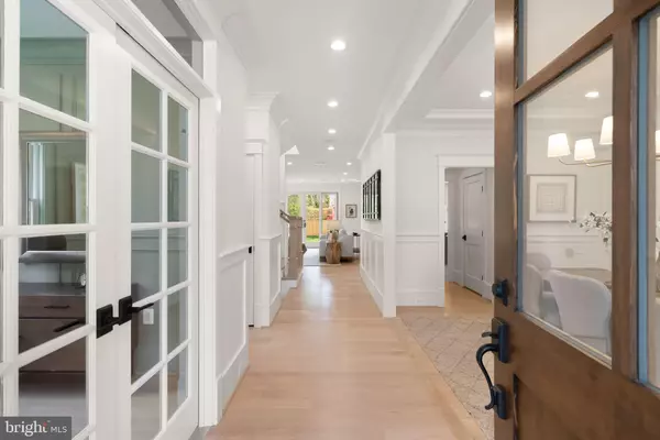 Falls Church, VA 22046,601 TIMBER LN