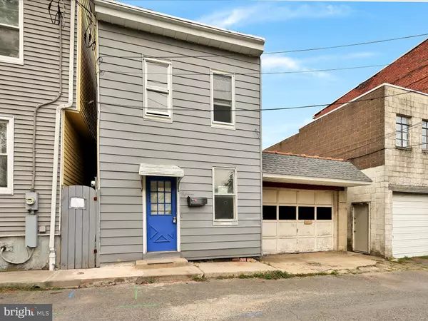 Shenandoah, PA 17976,18 S LEHIGH ST