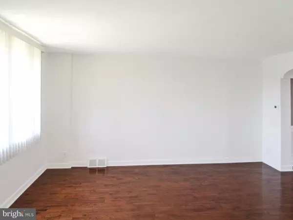 Philadelphia, PA 19149,2687 LEVICK ST