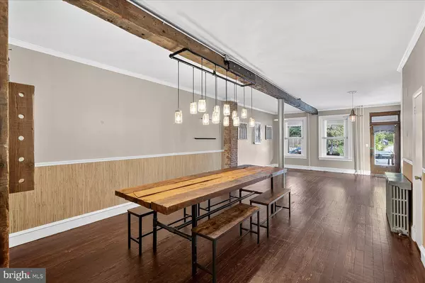 Lancaster, PA 17603,658 W WALNUT ST