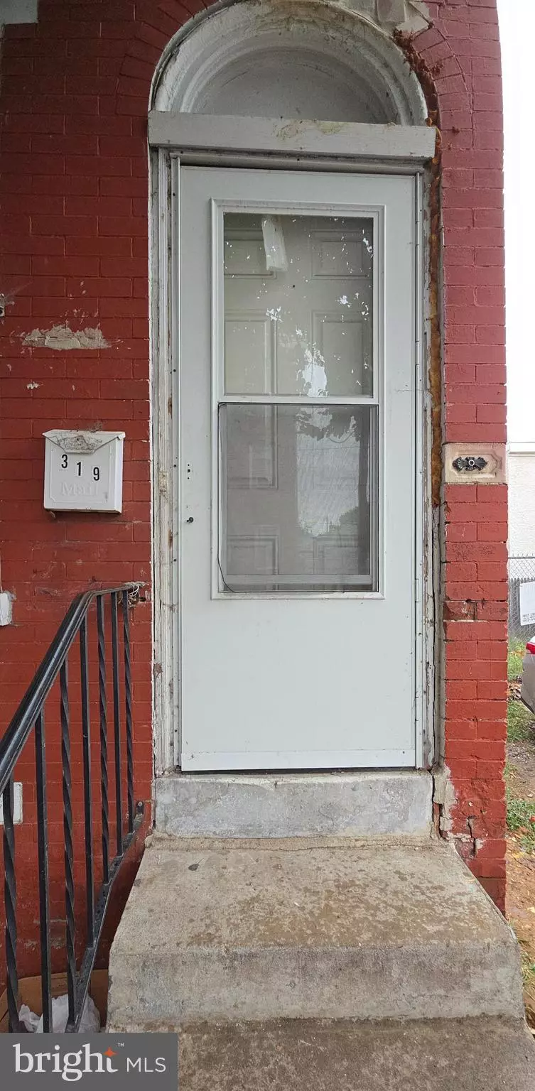 Wilmington, DE 19801,319 E TENTH ST