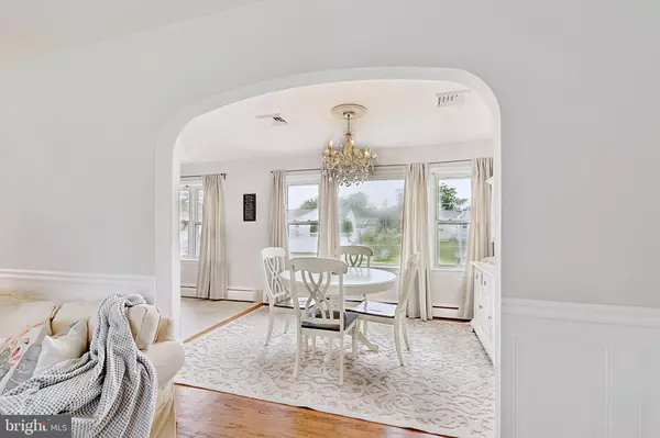 Burlington, NJ 08016,520 RUTGERS AVE