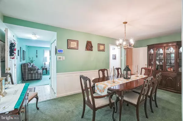 Philadelphia, PA 19128,853 RONNIE LN