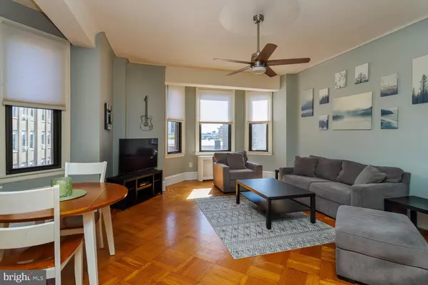 Philadelphia, PA 19107,250-00 S 13TH ST #5D