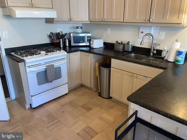 Washington, DC 20006,522 21ST ST NW #707