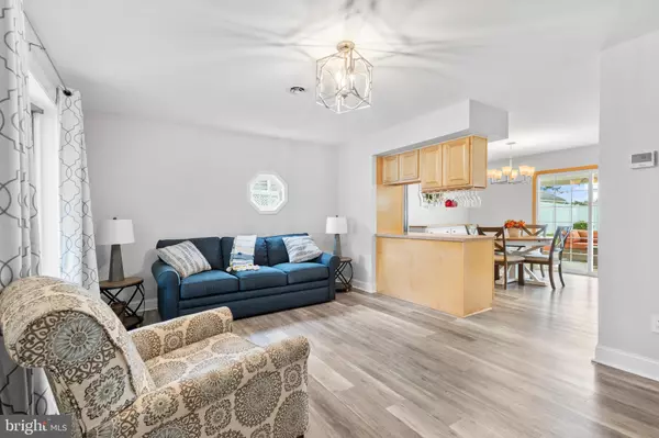 Bensalem, PA 19020,5813 EDGE AVE