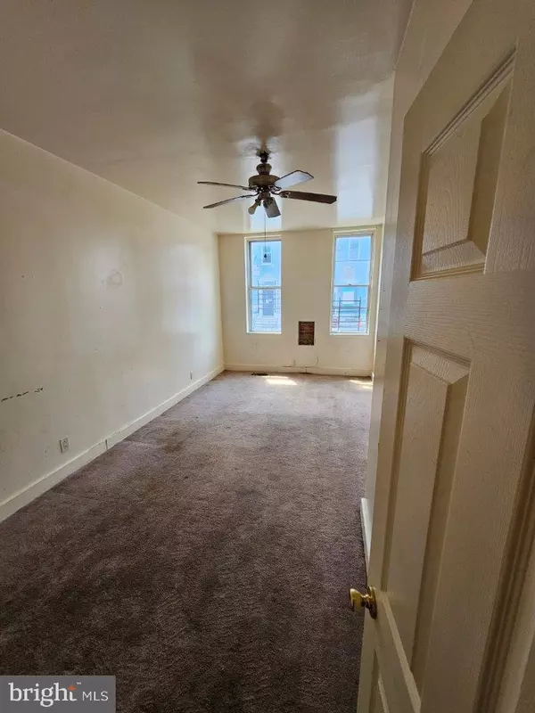 Baltimore, MD 21223,537 N CARROLLTON AVE