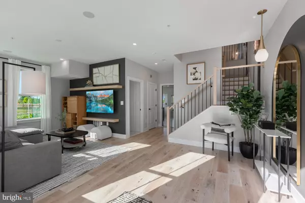 Rockville, MD 20850,14921 DISPATCH ST