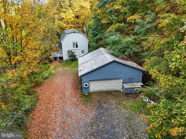 Curwensville, PA 16833,582 PINEY RD