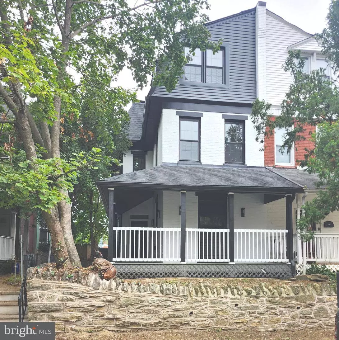 Philadelphia, PA 19144,316 W EARLHAM TER