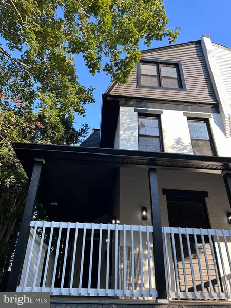 316 W EARLHAM TER, Philadelphia, PA 19144