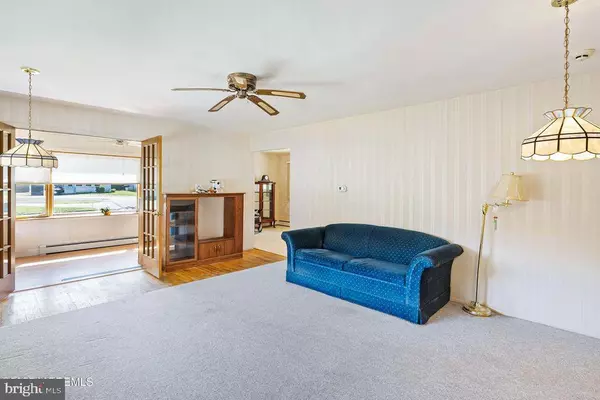 Toms River, NJ 08753,2252 HOVSONS BLVD