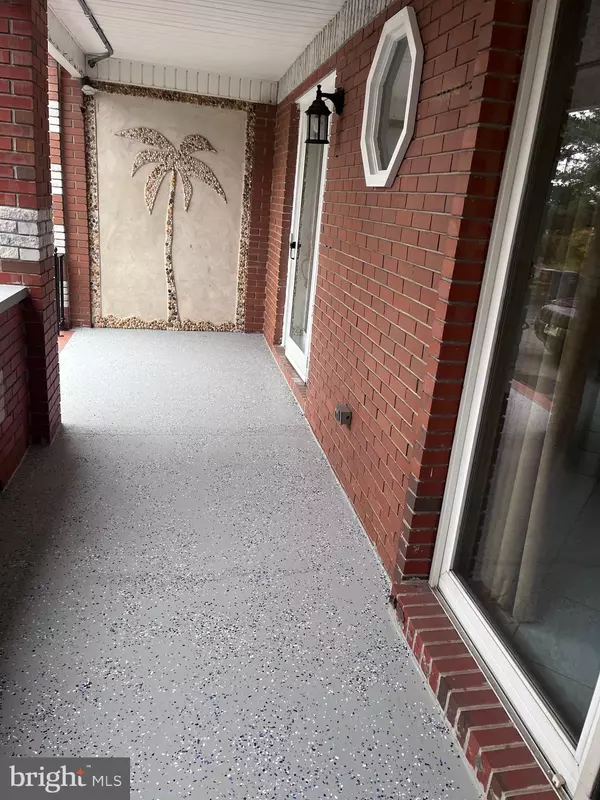 Bordentown, NJ 08505,12 ORCHARD LN