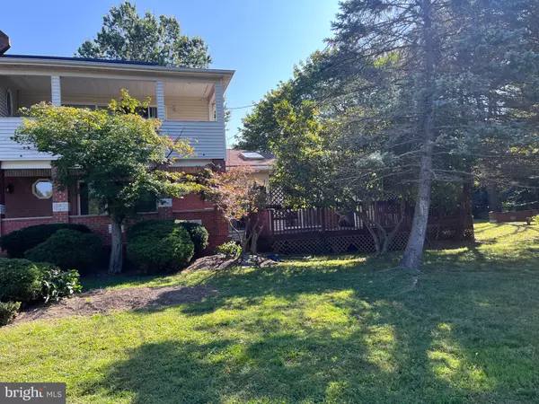 Bordentown, NJ 08505,12 ORCHARD LN