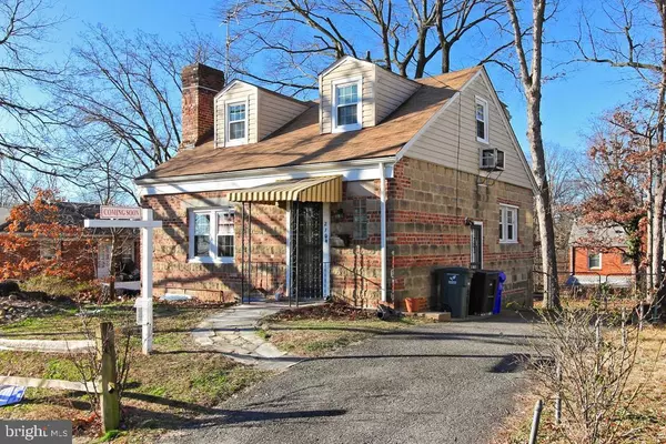 Arlington, VA 22204,2104 S NELSON ST