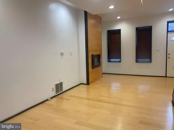 Philadelphia, PA 19125,2641 TULIP ST